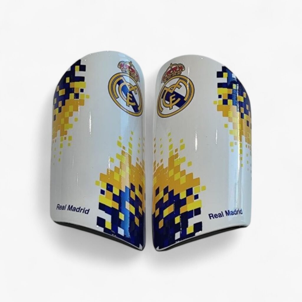 REAL MADRID ESPINILLERAS TALLA S 12-14 AÑOS