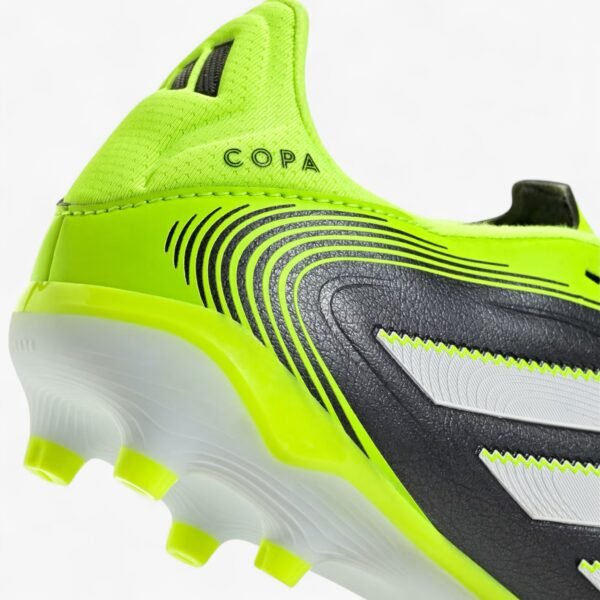 BOTA COPA PURE III LEAGUR FG/MG JR - Imagen 2
